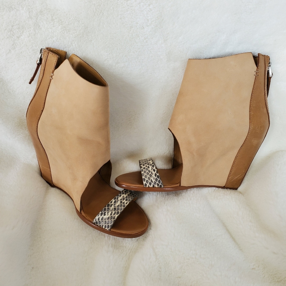 Dolce Vita Nadyne Hidden Wedge Boots